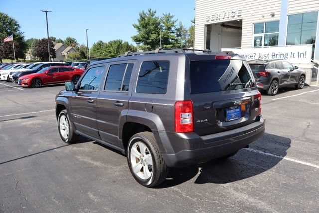 Used 2014 Jeep Patriot Latitude w/ Sun/Sound Group AWD/4WD image 5