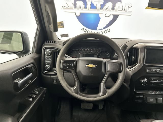 Used 2020 Chevrolet Silverado 1500 Custom w/ Custom Value Package image 13