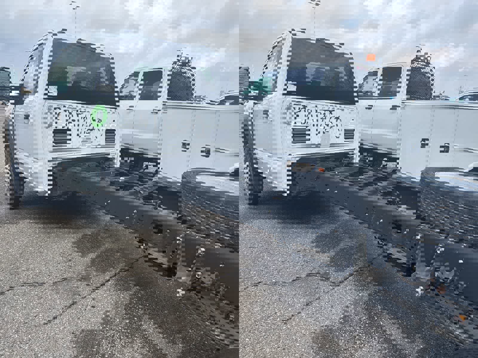 Used 2023 Ford F450 XLT w/ XLT Value Package image 6