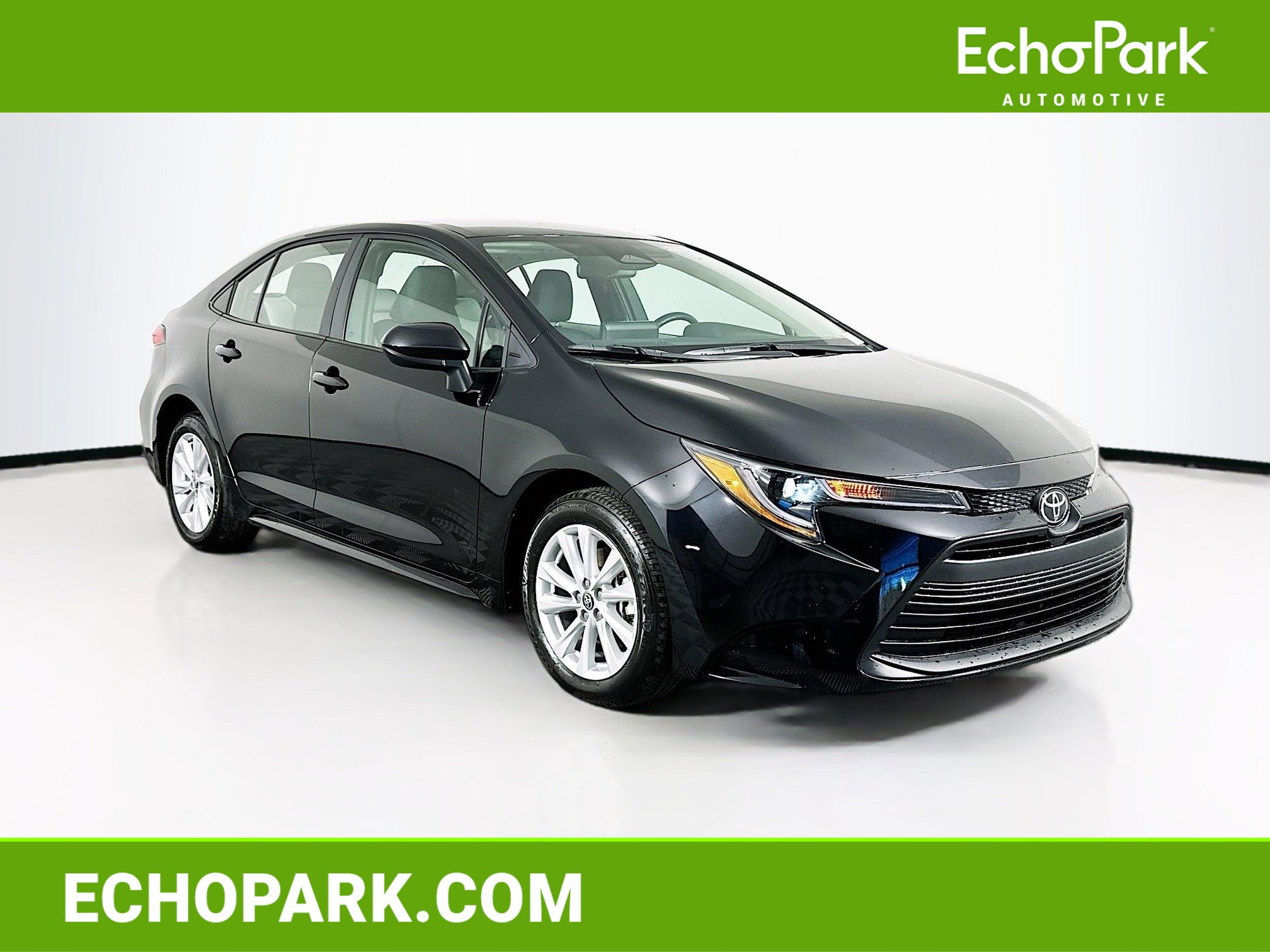 Used 2026 Toyota Corolla LE w/ LE Premium Package image 1