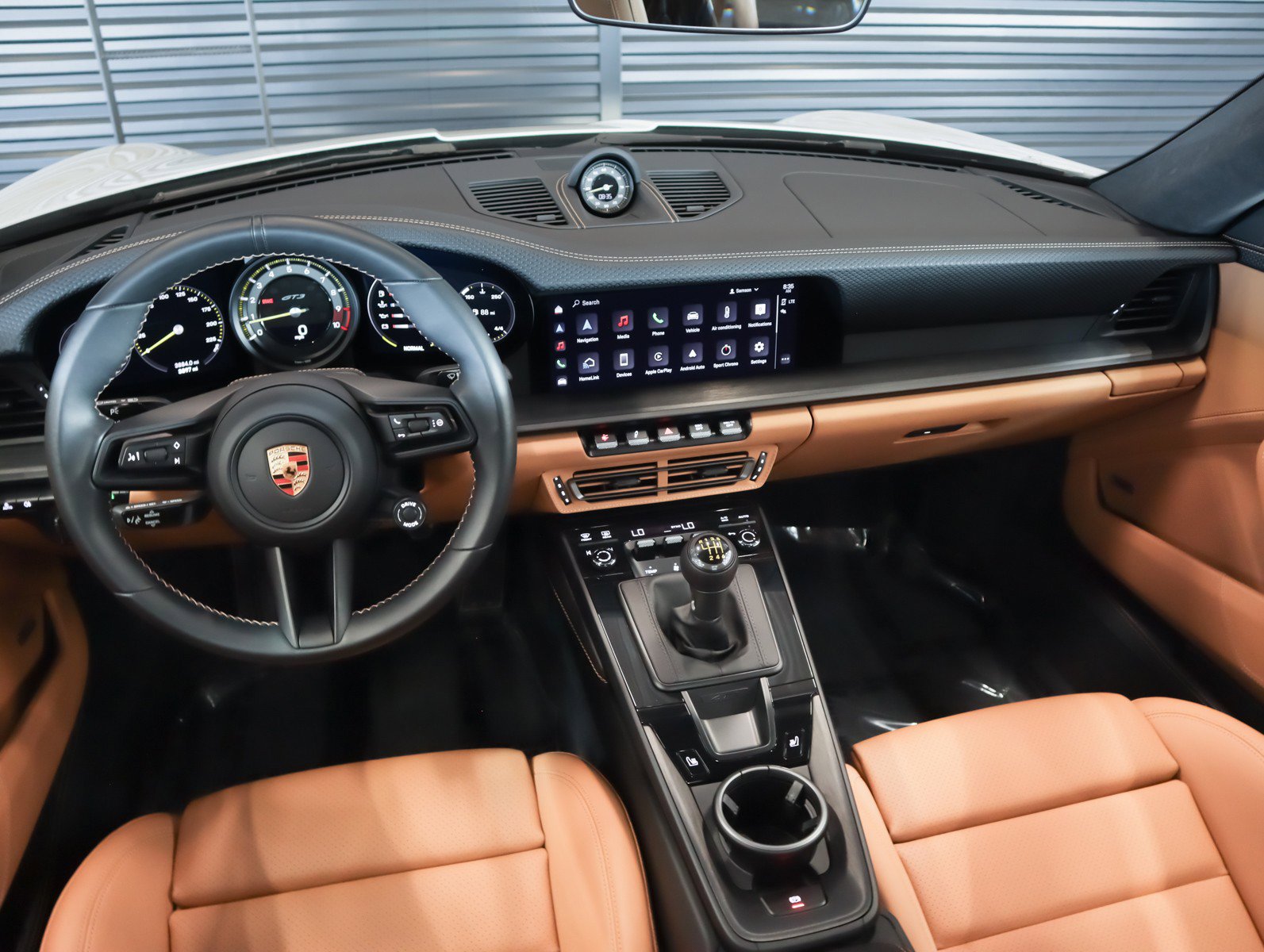 Certified 2024 Porsche 911 GT3 RWD image 16