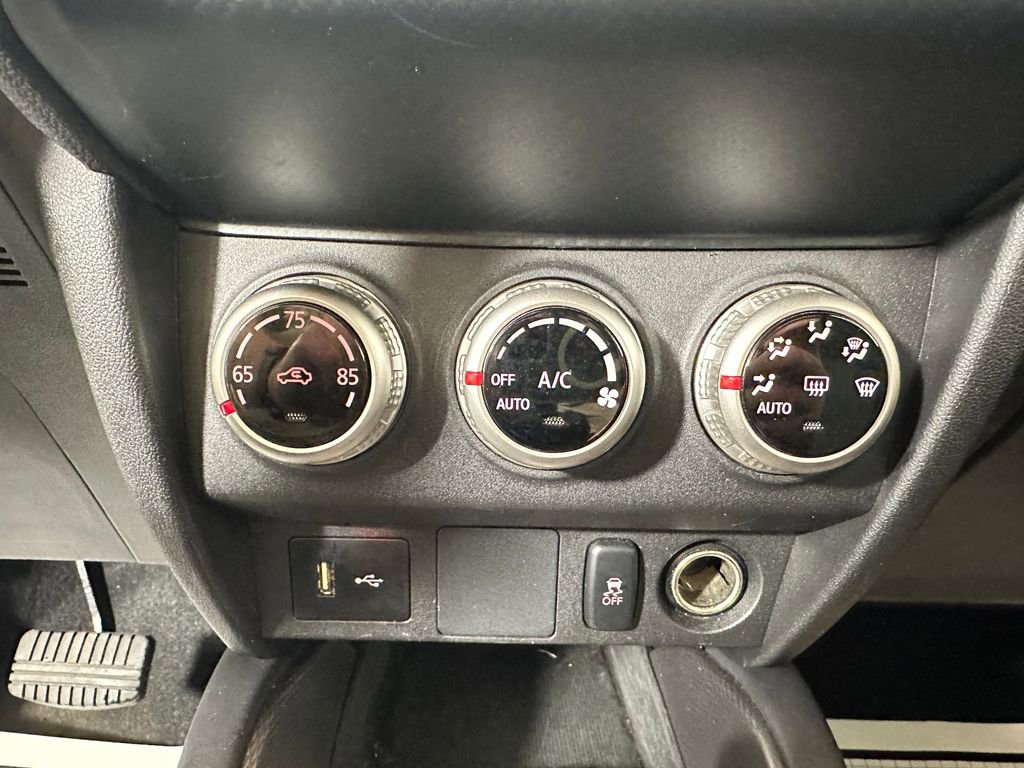 Used 2025 Mitsubishi Outlander Sport ES image 27