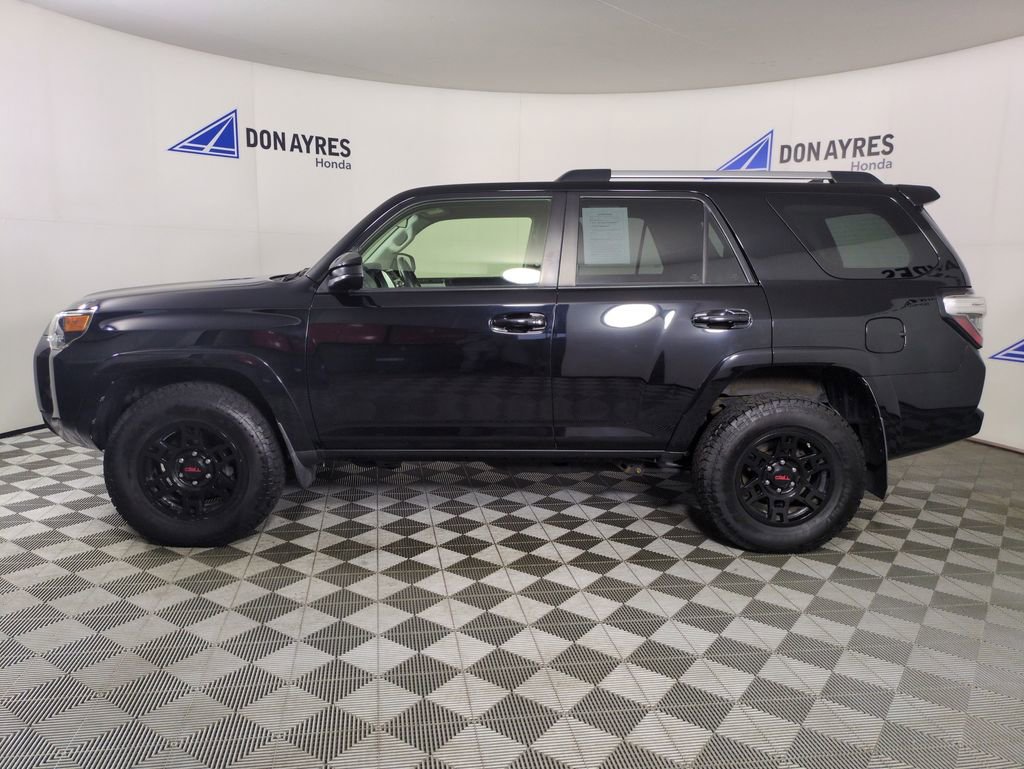 Used 2019 Toyota 4Runner SR5 image 2
