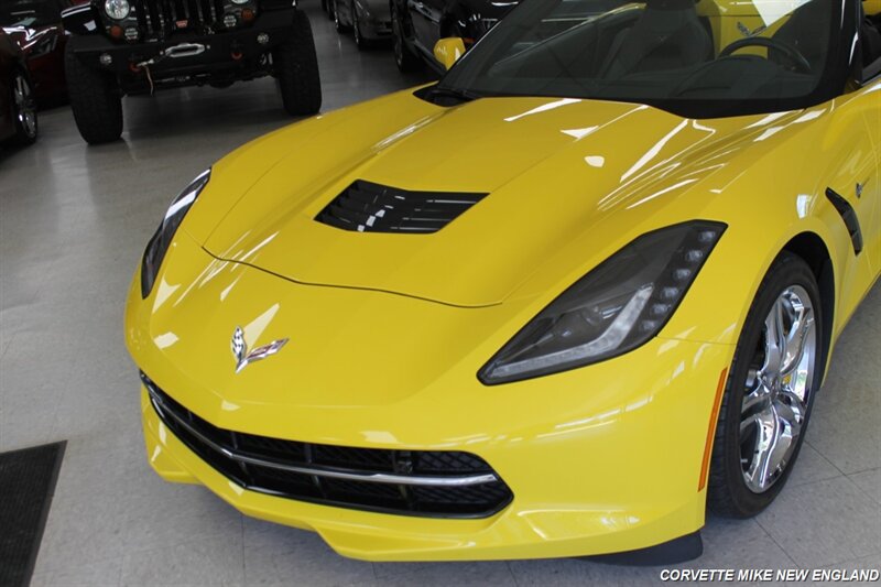 Used 2016 Chevrolet Corvette Stingray Convertible w/ 2LT Preferred Equipment Group RWD image 13