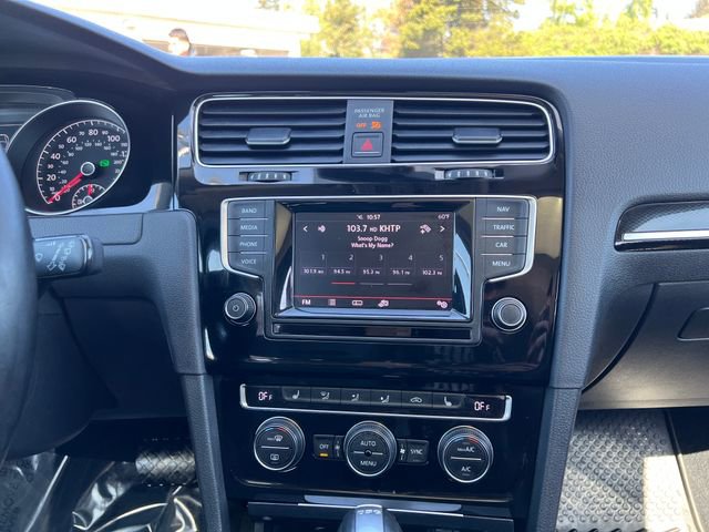 Used 2015 Volkswagen Golf TDI SEL FWD image 25