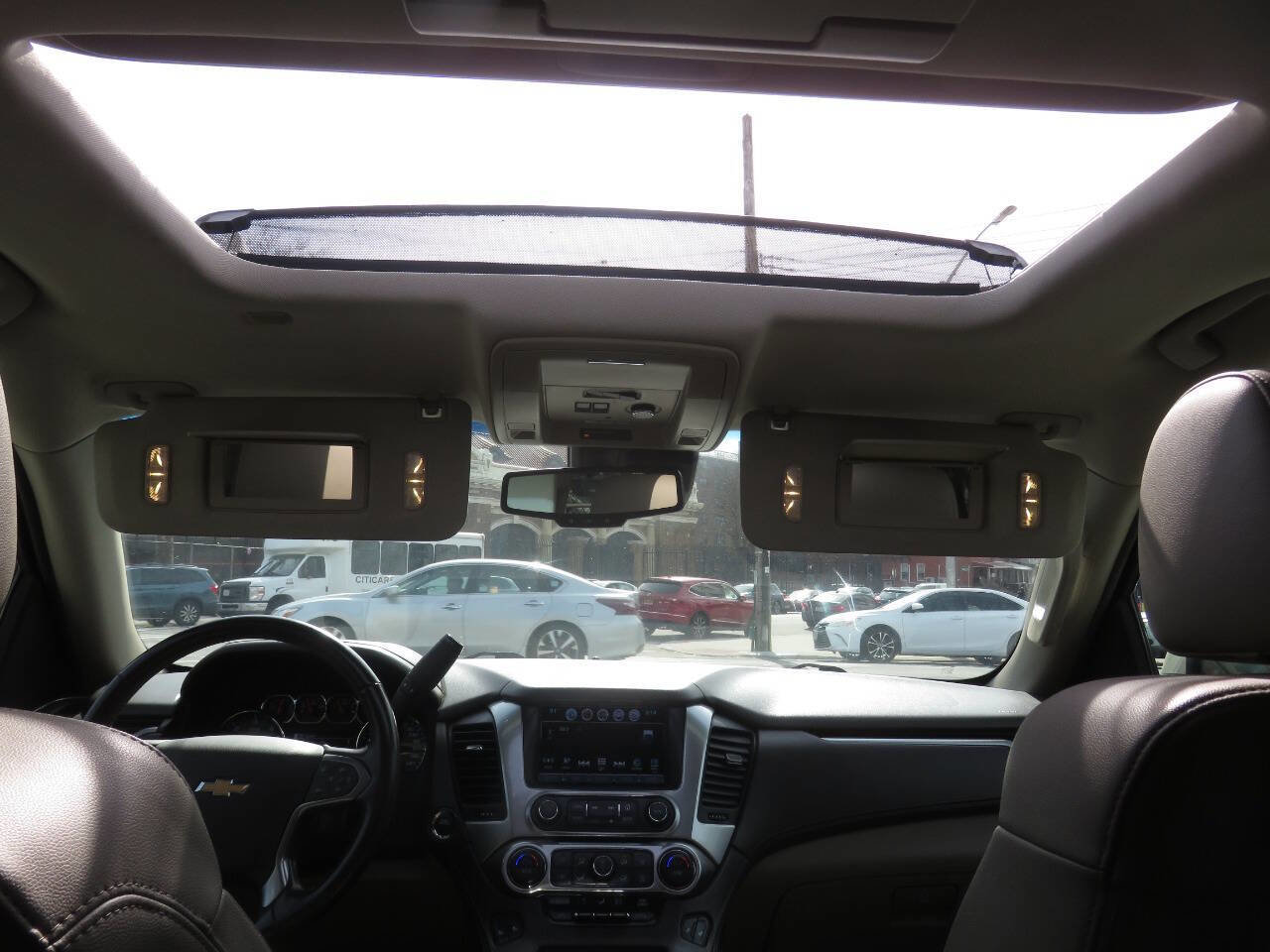 Used 2016 Chevrolet Suburban LT image 14