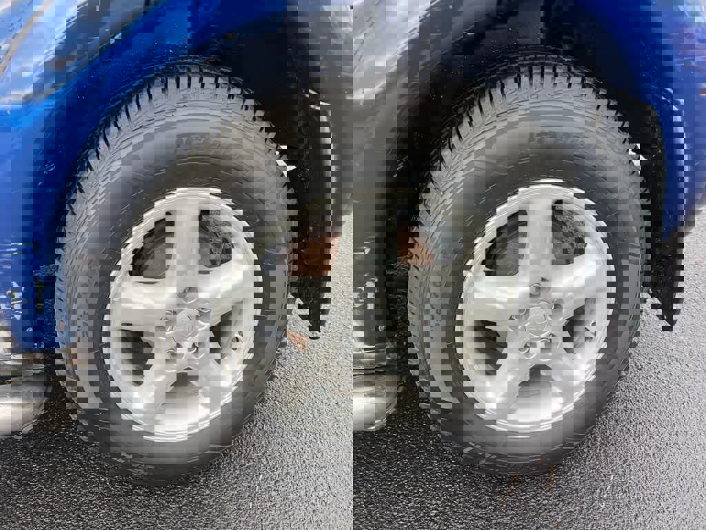 Used 2003 Toyota RAV4 4WD image 13