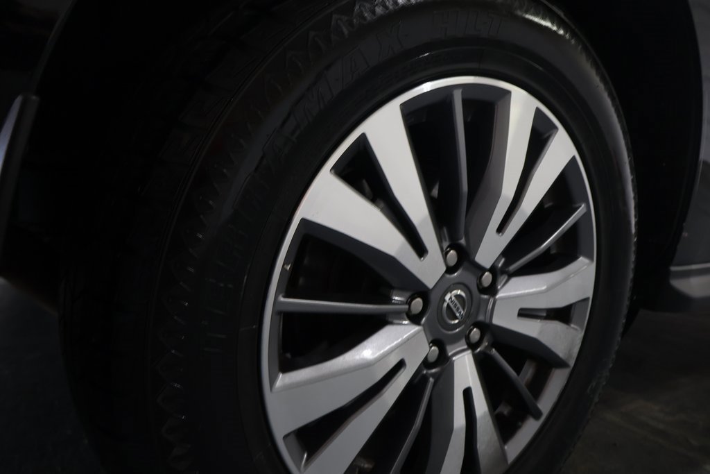 Used 2020 Nissan Pathfinder S image 30