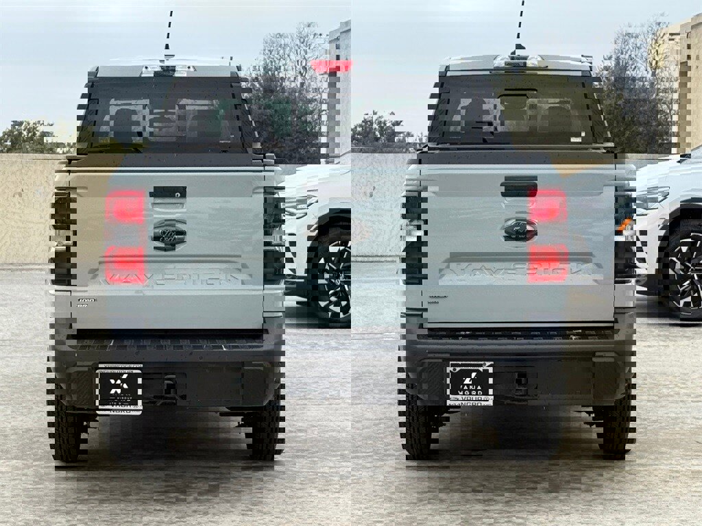 Used 2024 Ford Maverick Lariat w/ Black Appearance Package image 6