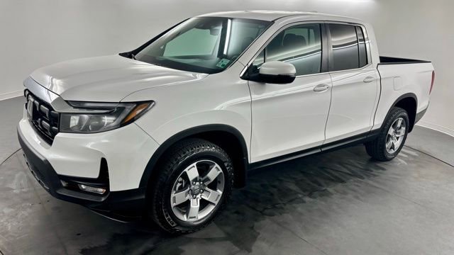 Certified 2025 Honda Ridgeline RTL image 4