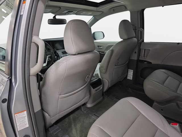Used 2015 Toyota Sienna XLE w/ XLE Navigation Package AWD/4WD image 12
