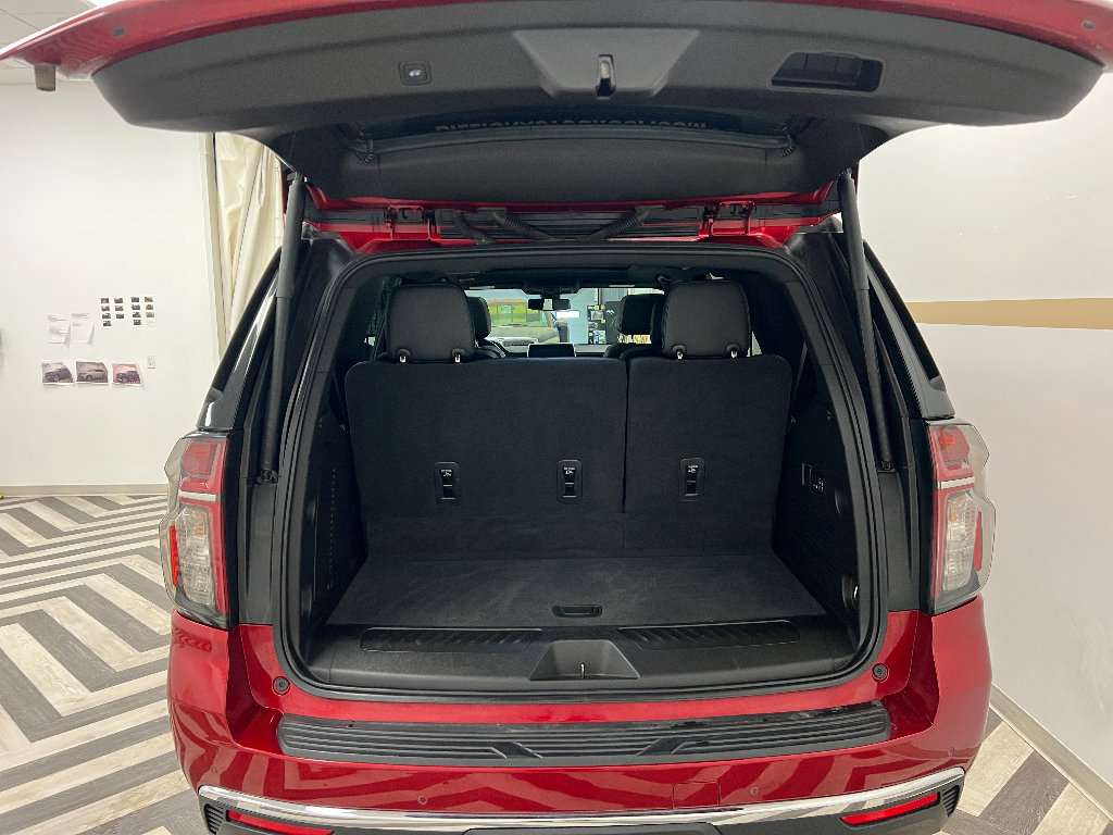 Used 2021 Chevrolet Tahoe LT w/ Luxury Package AWD/4WD image 26