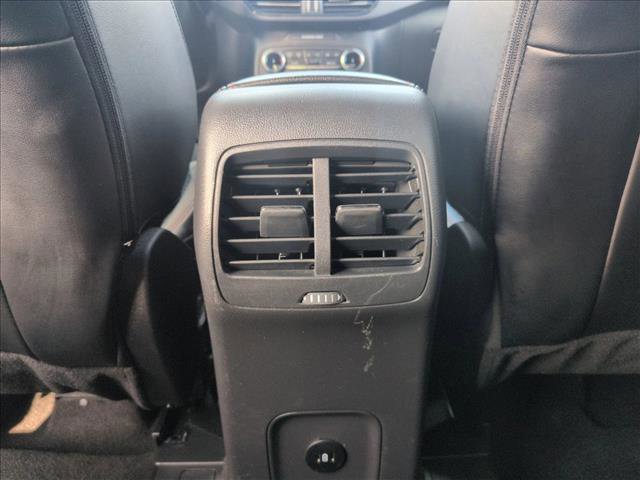 Used 2025 Ford Escape ST-Line image 16