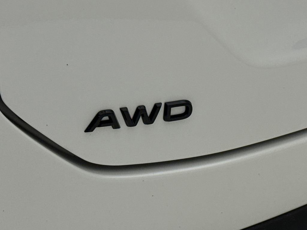 New 2026 Honda Pilot Touring image 10