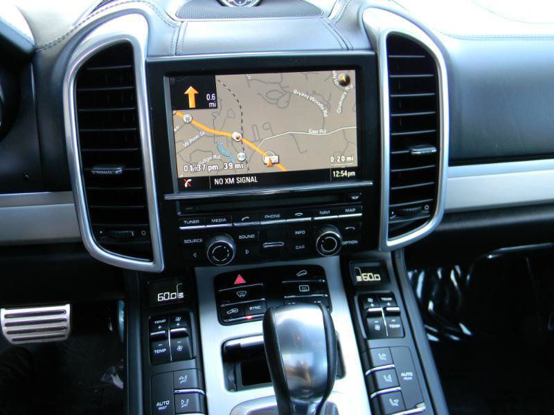Used 2014 Porsche Cayenne S AWD/4WD image 20