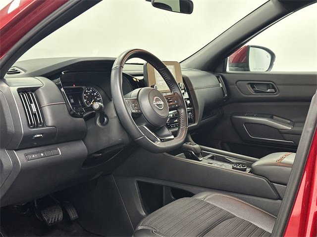 Used 2024 Nissan Pathfinder Rock Creek image 14