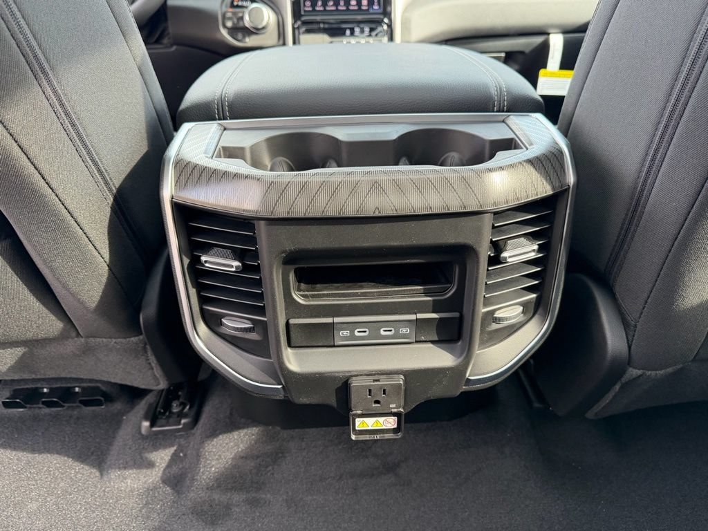 New 2026 RAM 1500 Big Horn AWD/4WD image 29