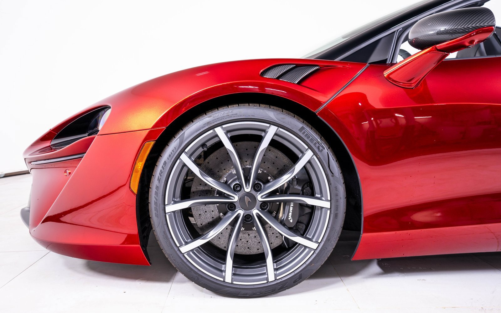 New 2025 McLaren Artura Spider image 15