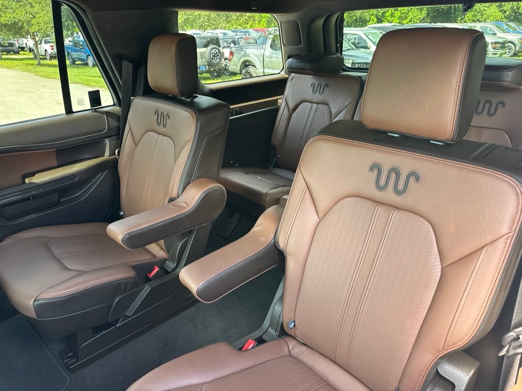 Used 2022 Ford Expedition King Ranch RWD image 11