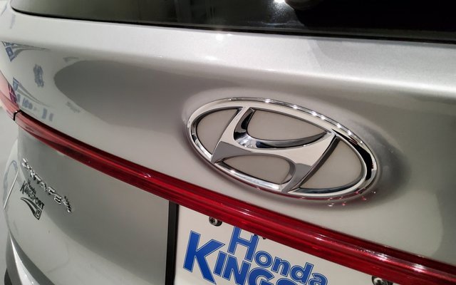 Used 2022 Hyundai Santa Fe SEL image 40