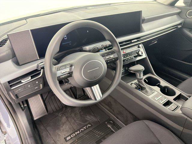 New 2026 Hyundai Sonata SE FWD image 4