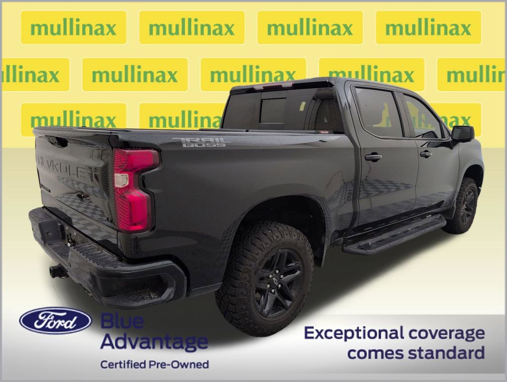 Used 2023 Chevrolet Silverado 1500 LT Trail Boss w/ LT Trail Boss Premium Package AWD/4WD image 3