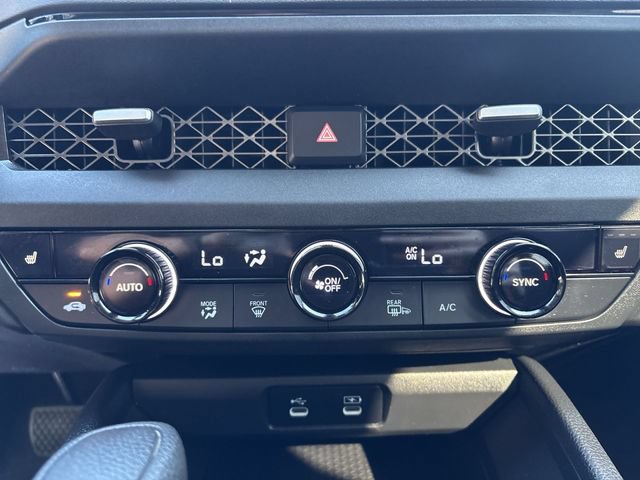Used 2025 Honda Accord SE image 18