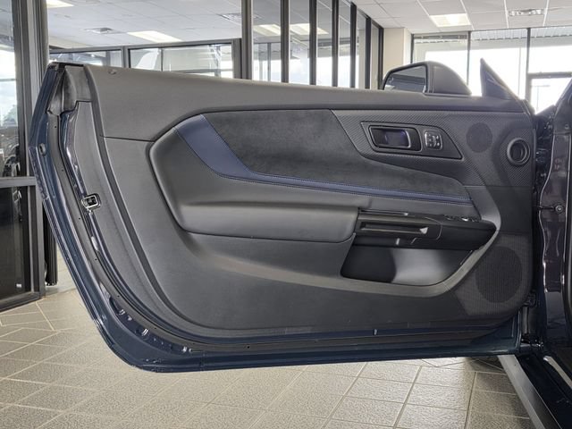 Used 2025 Ford Mustang Dark Horse RWD image 13