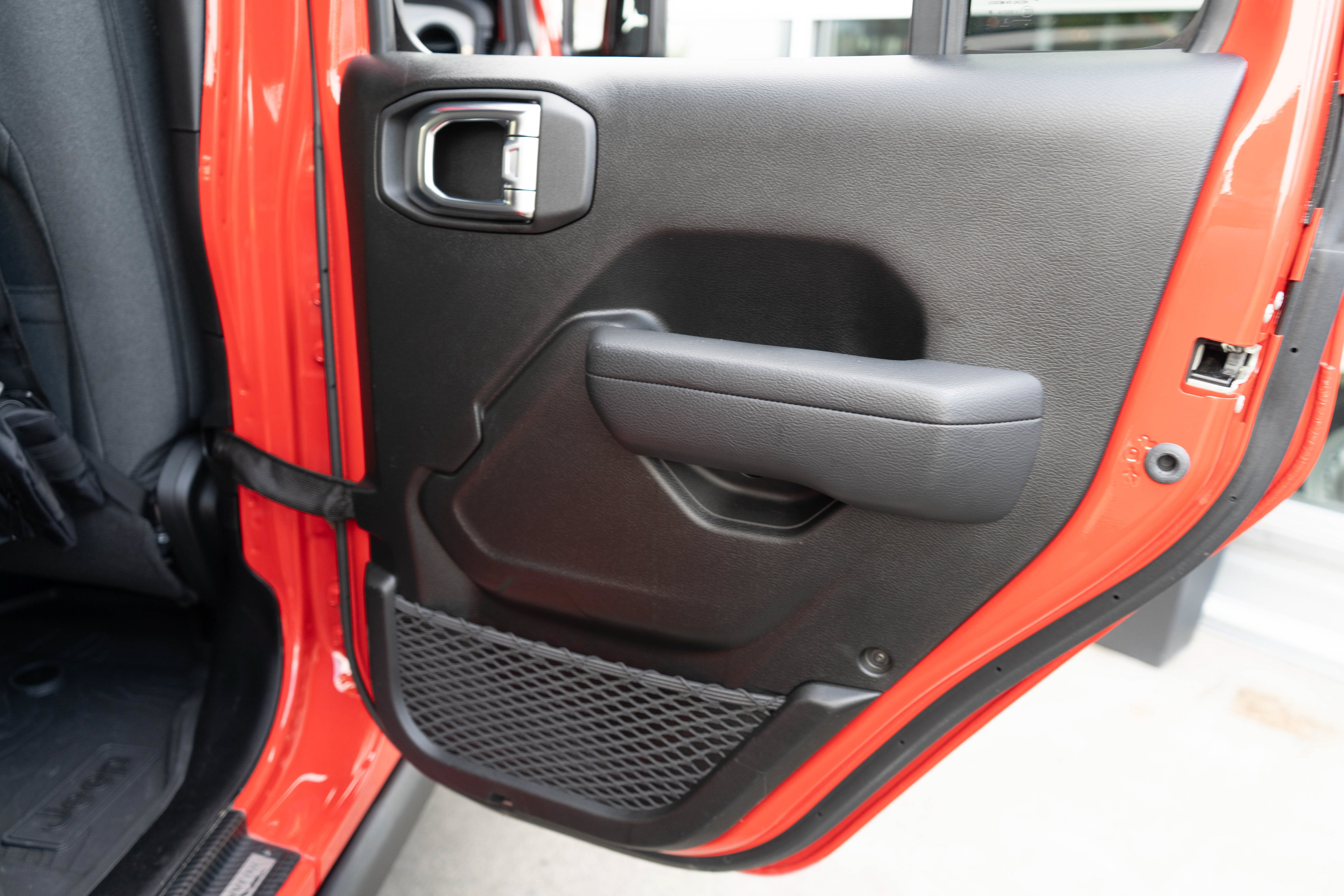 Used 2024 Jeep Wrangler Unlimited AWD/4WD image 39