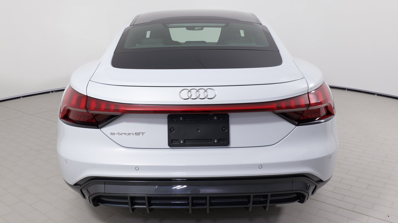 Used 2023 Audi e-tron GT Premium Plus image 15