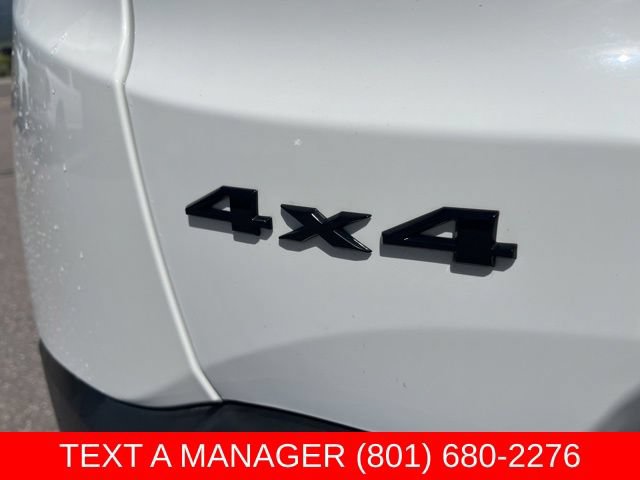 Used 2023 Jeep Renegade Latitude w/ Sun/Sound Group AWD/4WD image 11