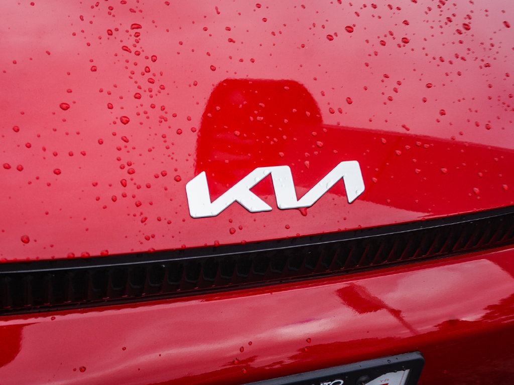 Certified 2024 Kia EV6 Light RWD image 12