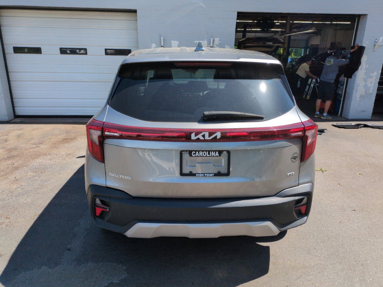 Used 2024 Kia Seltos LX AWD/4WD image 4