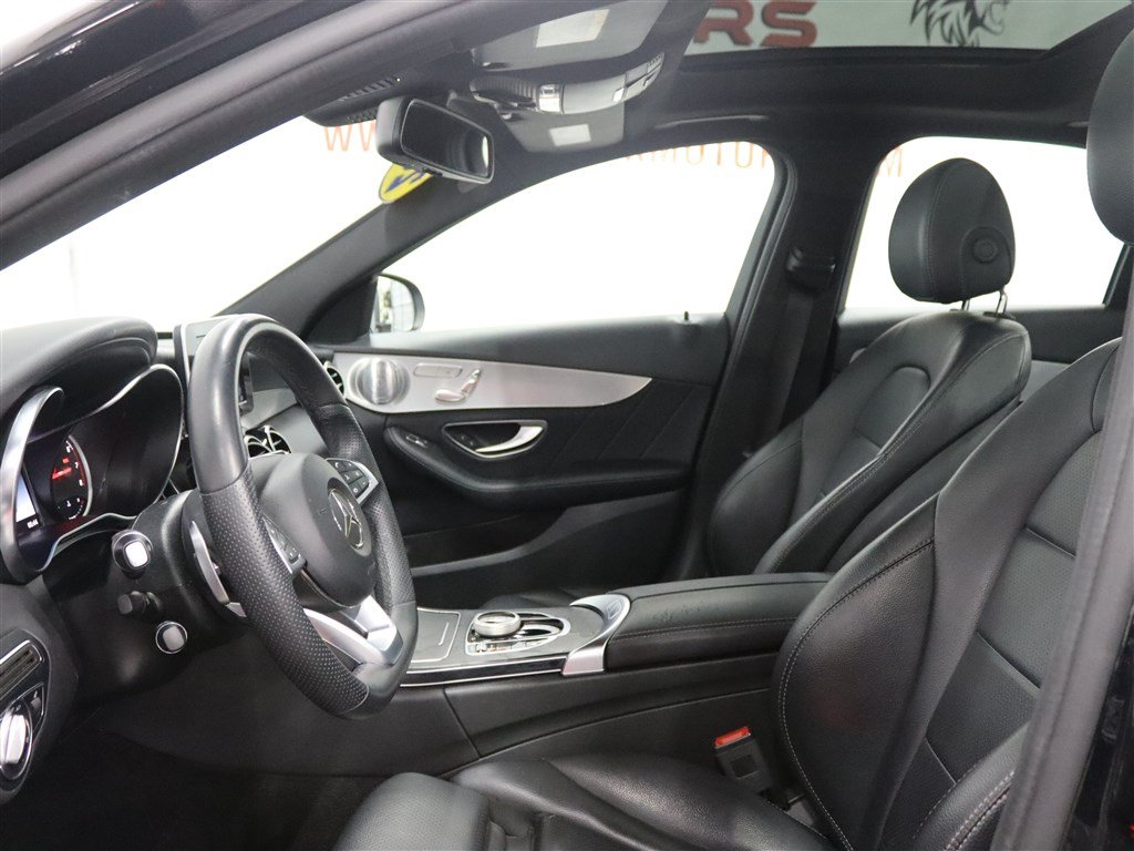 Used 2018 Mercedes-Benz C 300 4MATIC Sedan image 15