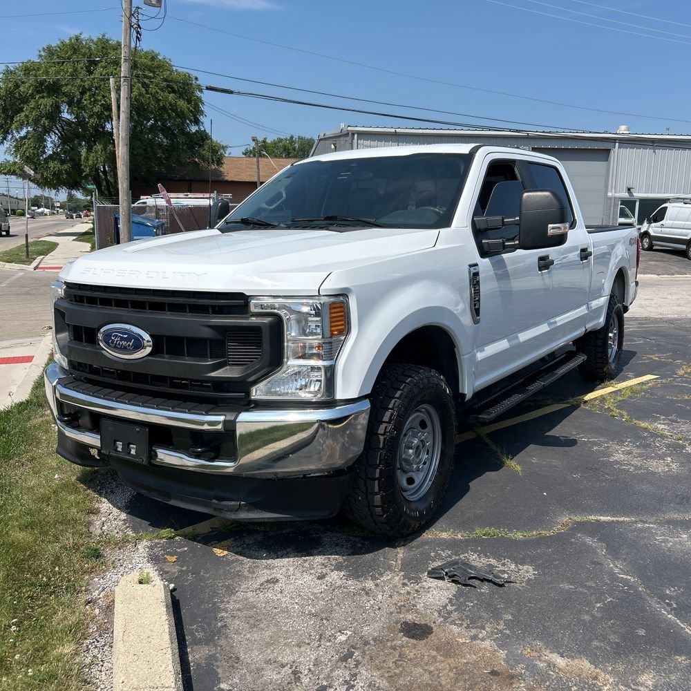 Used 2022 Ford F250 XL w/ Power Equipment Group AWD/4WD image 2