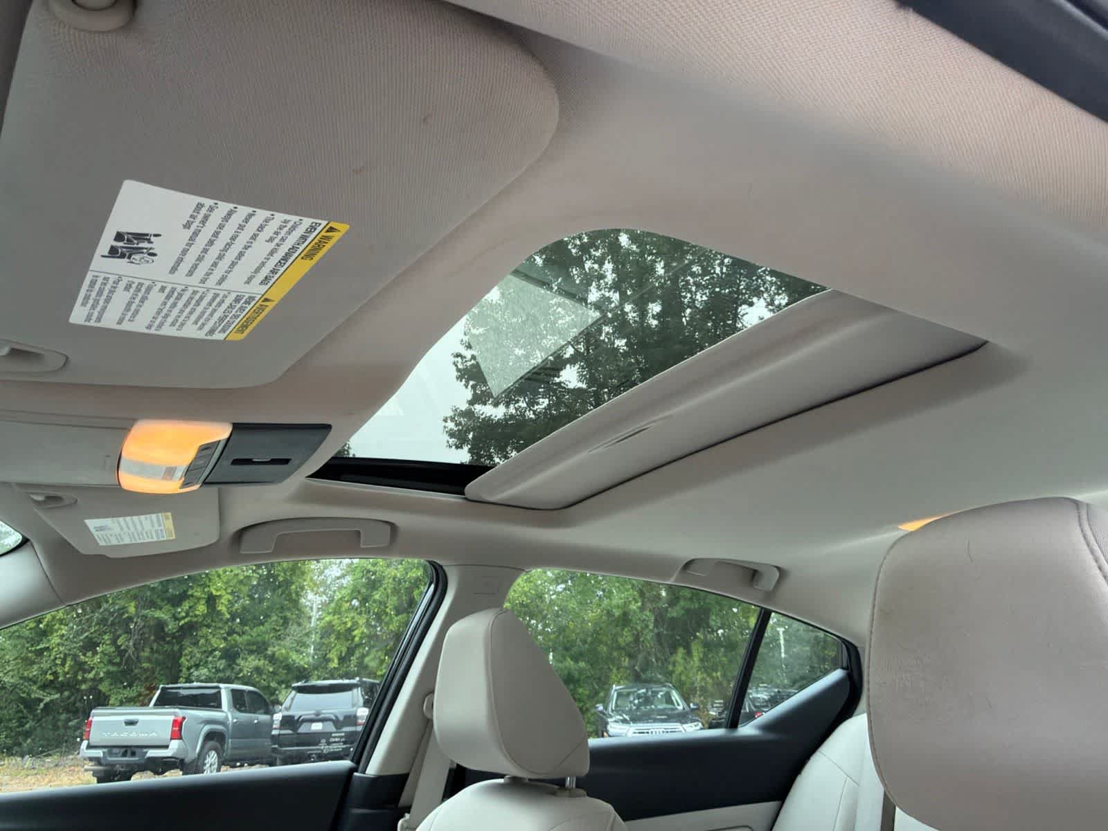Used 2019 Nissan Altima 2.5 SV AWD/4WD image 22