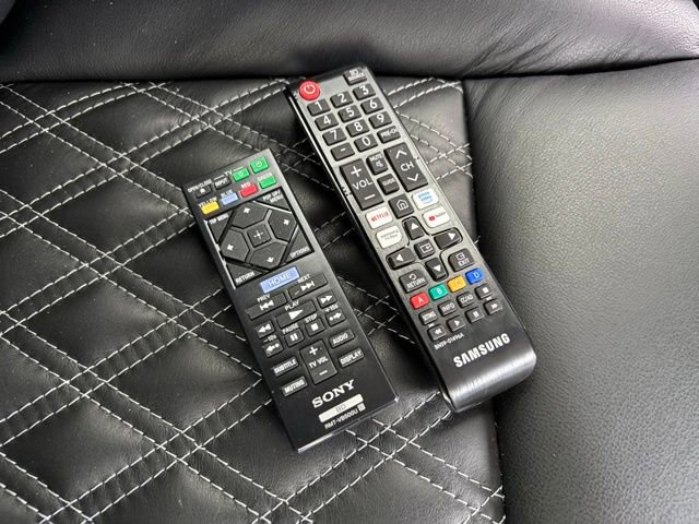 New 2026 Ford Transit 250 148 Medium Roof Extended AWD w/ Exterior Upgrade Package image 46