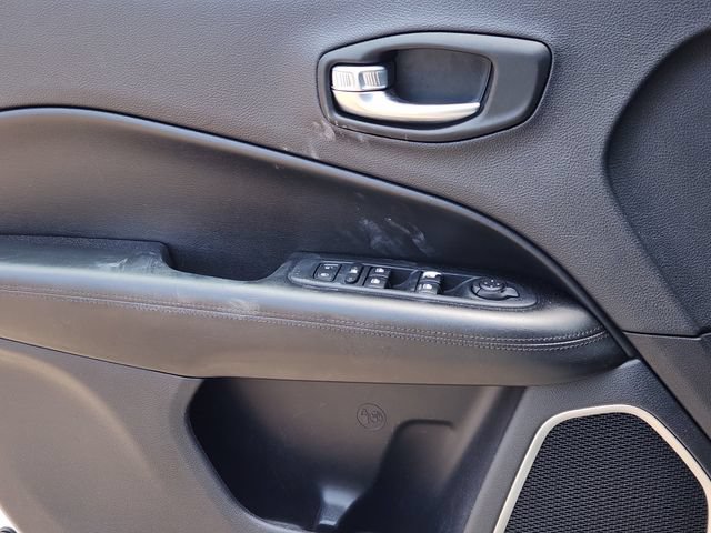 Used 2021 Jeep Compass Latitude w/ Sun and Sound Group FWD image 23