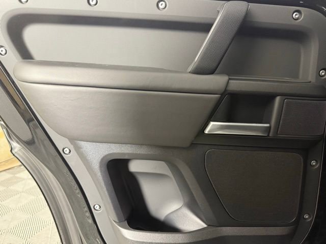 New 2026 Land Rover Defender 110 X image 22