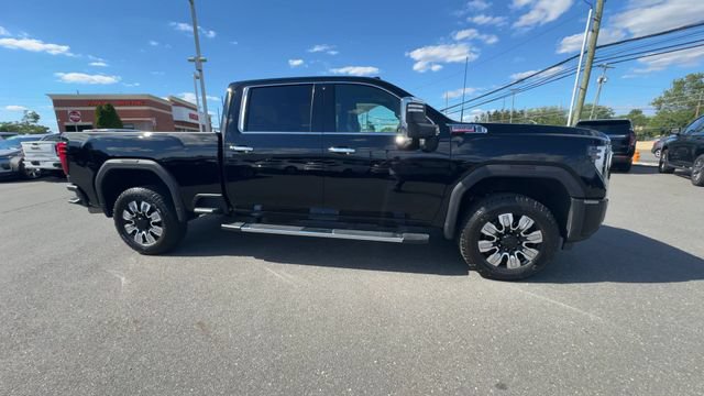 Certified 2025 GMC Sierra 2500 Denali w/ Denali Reserve Package AWD/4WD image 9