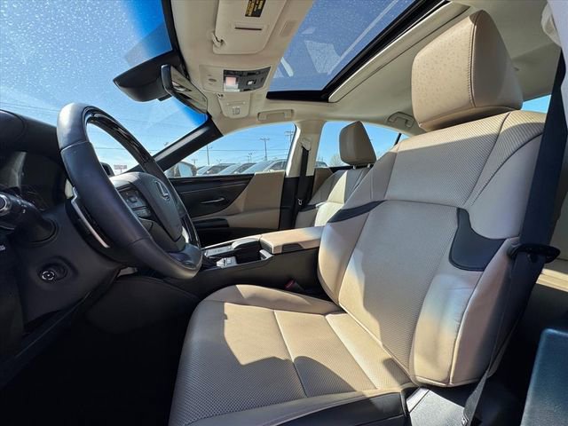 Used 2021 Lexus ES 250 w/ Premium Package image 15