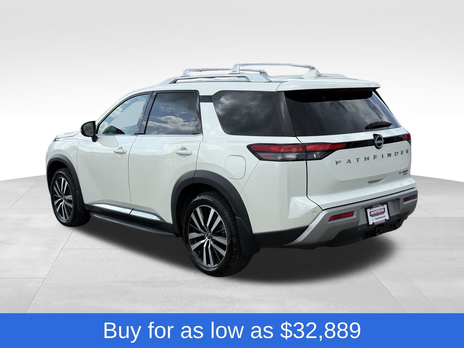 Used 2023 Nissan Pathfinder Platinum w/ Lighting Package (N93) AWD/4WD image 8
