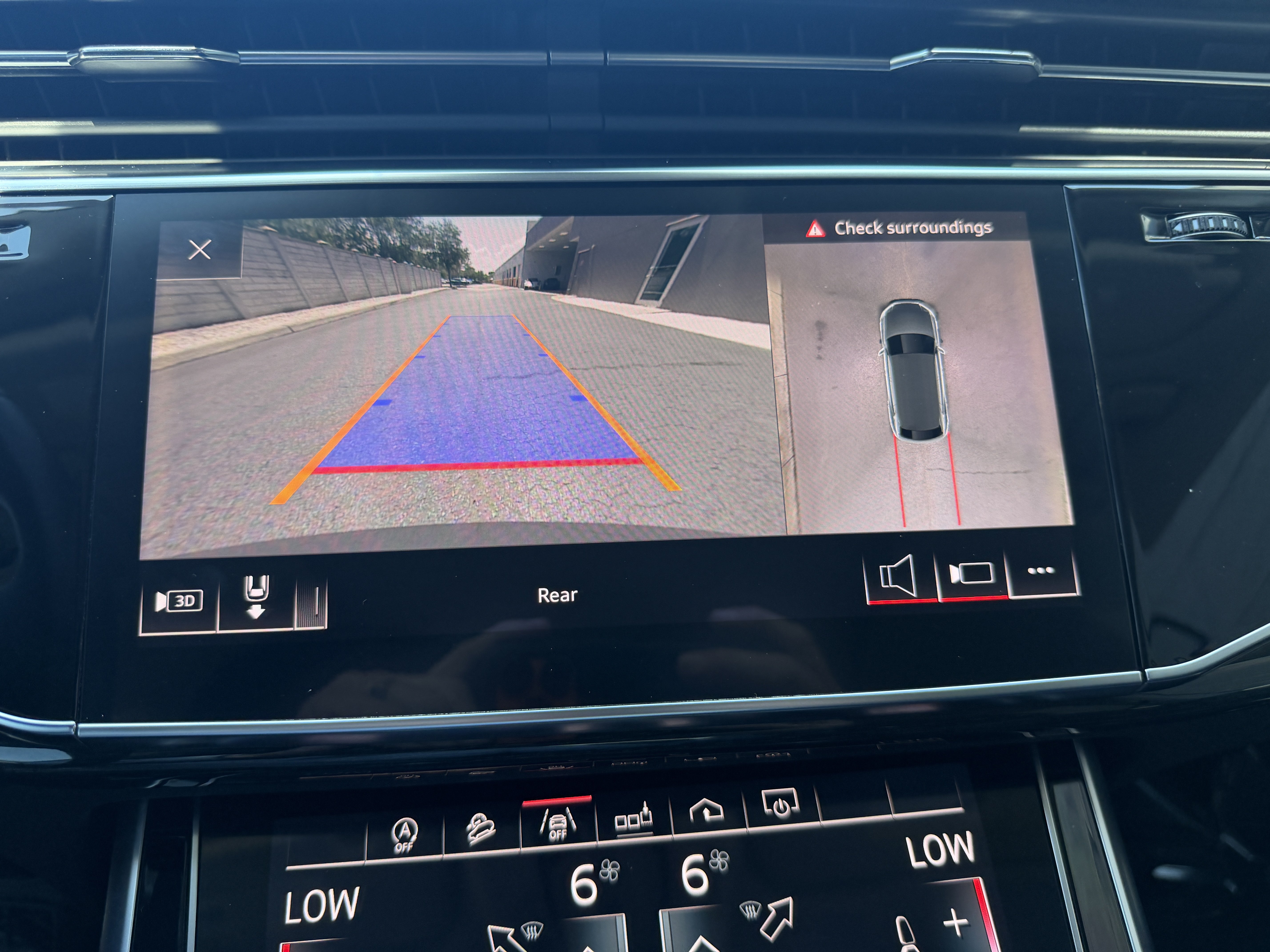 Used 2019 Audi Q8 Premium Plus AWD/4WD image 28