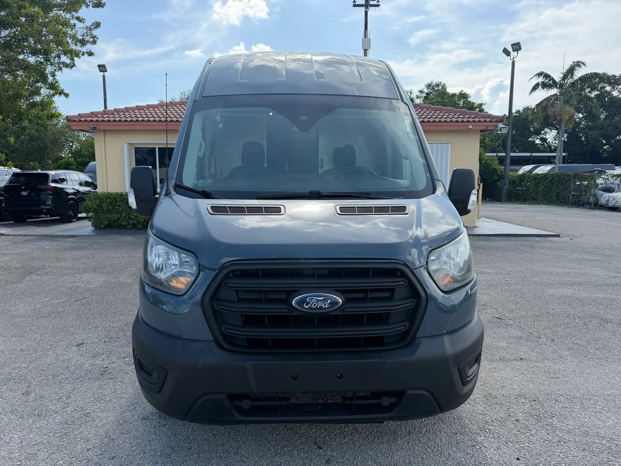 Used 2020 Ford Transit 250 148 High Roof Extended RWD image 10