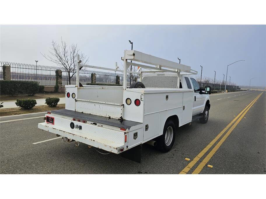 Used 2015 Ford F350 XL image 7