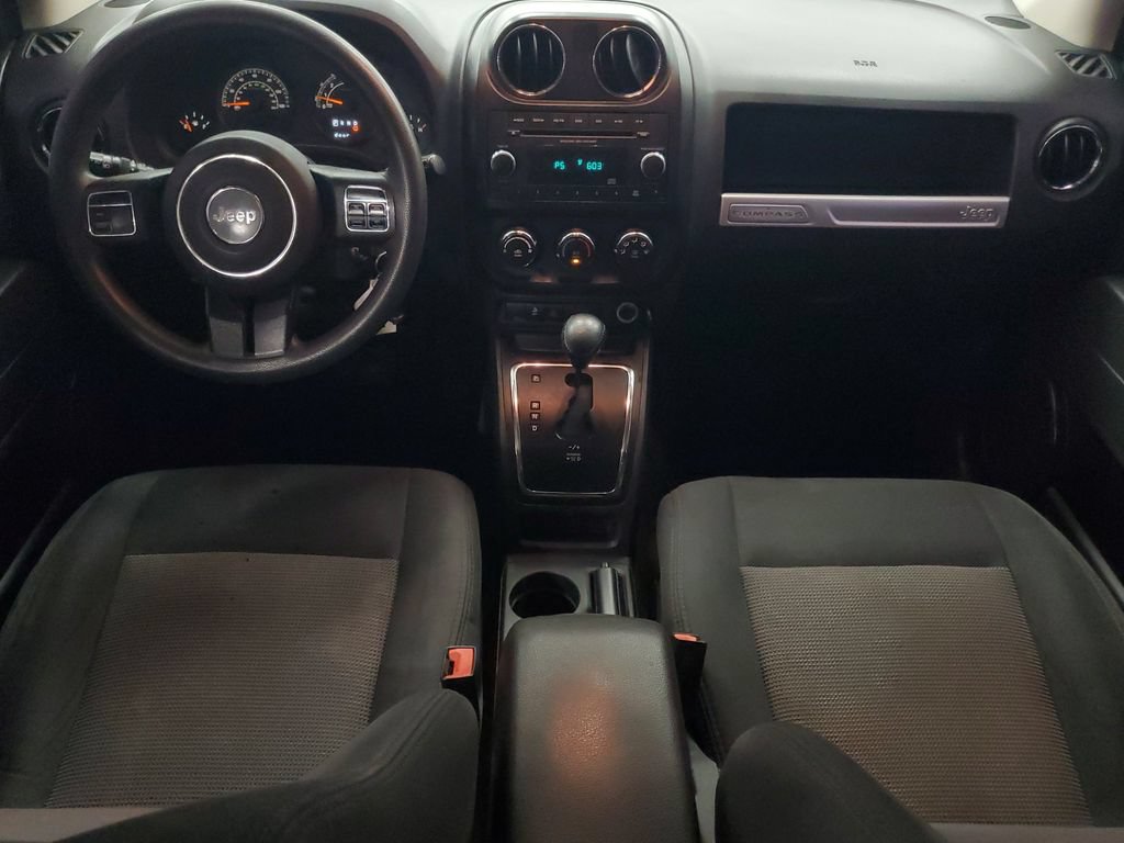 Used 2014 Jeep Compass Sport FWD image 12