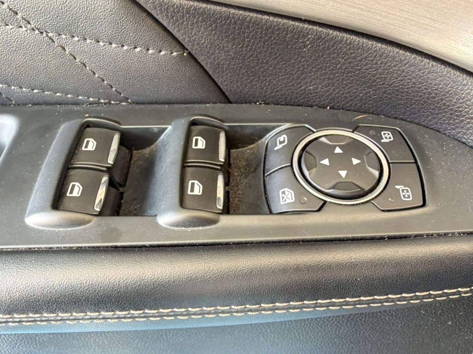 Used 2018 Ford Explorer Platinum image 21