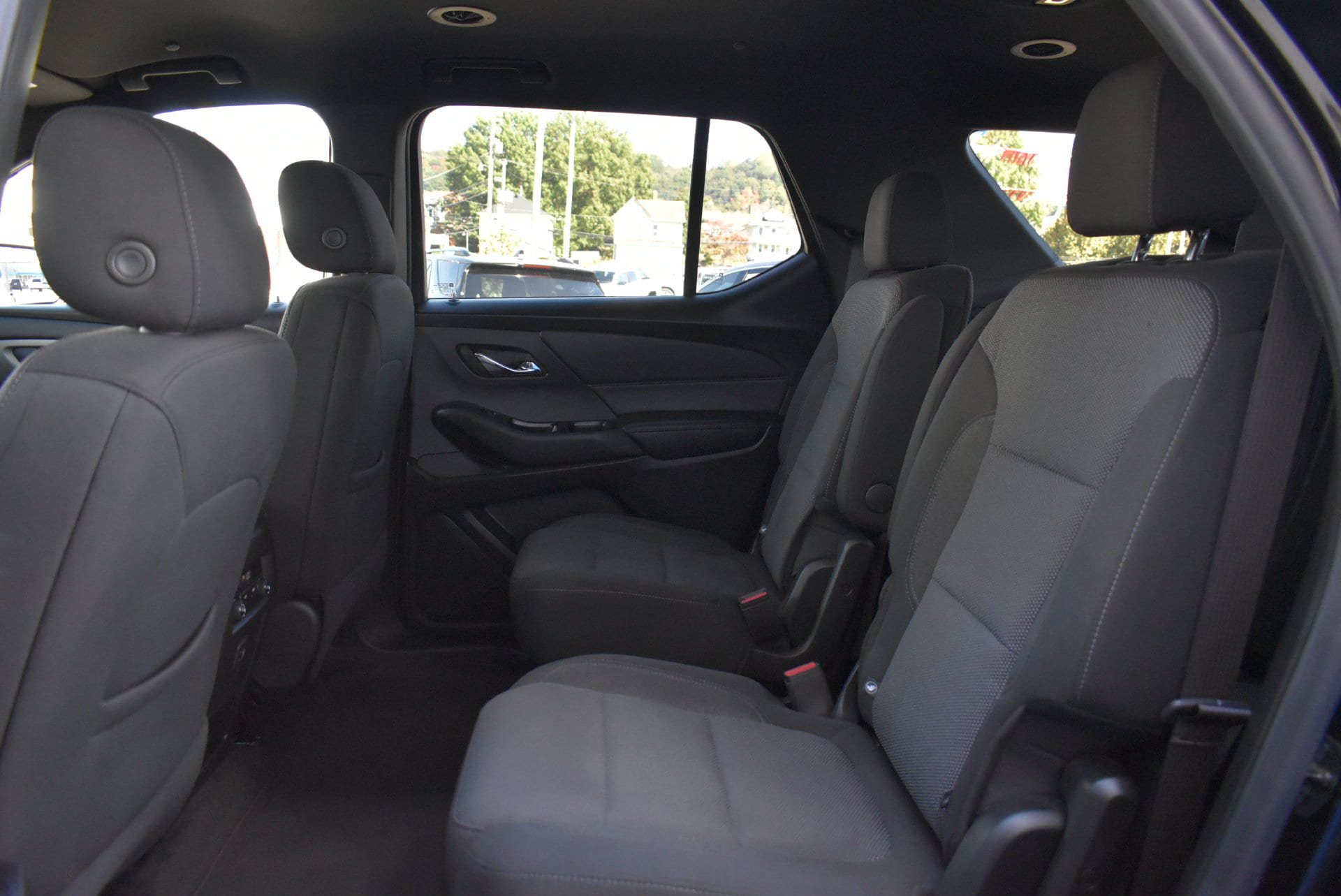 Used 2023 Chevrolet Traverse LT w/ Midnight/Sport Edition AWD/4WD image 15