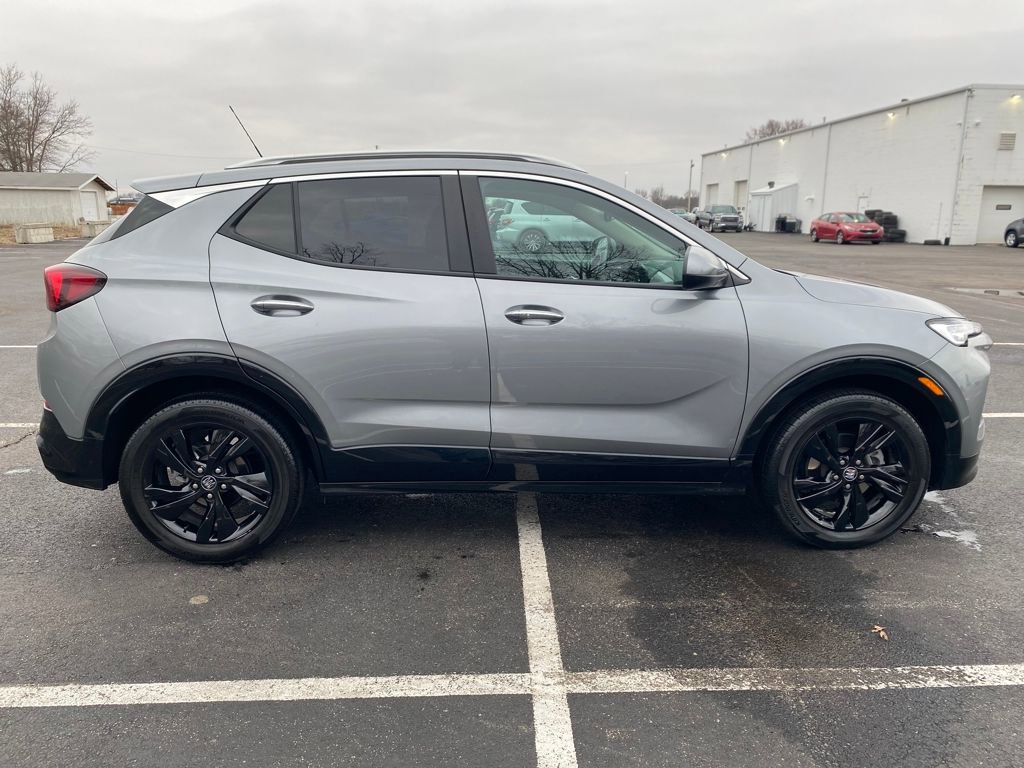 Used 2024 Buick Encore GX Sport Touring image 8