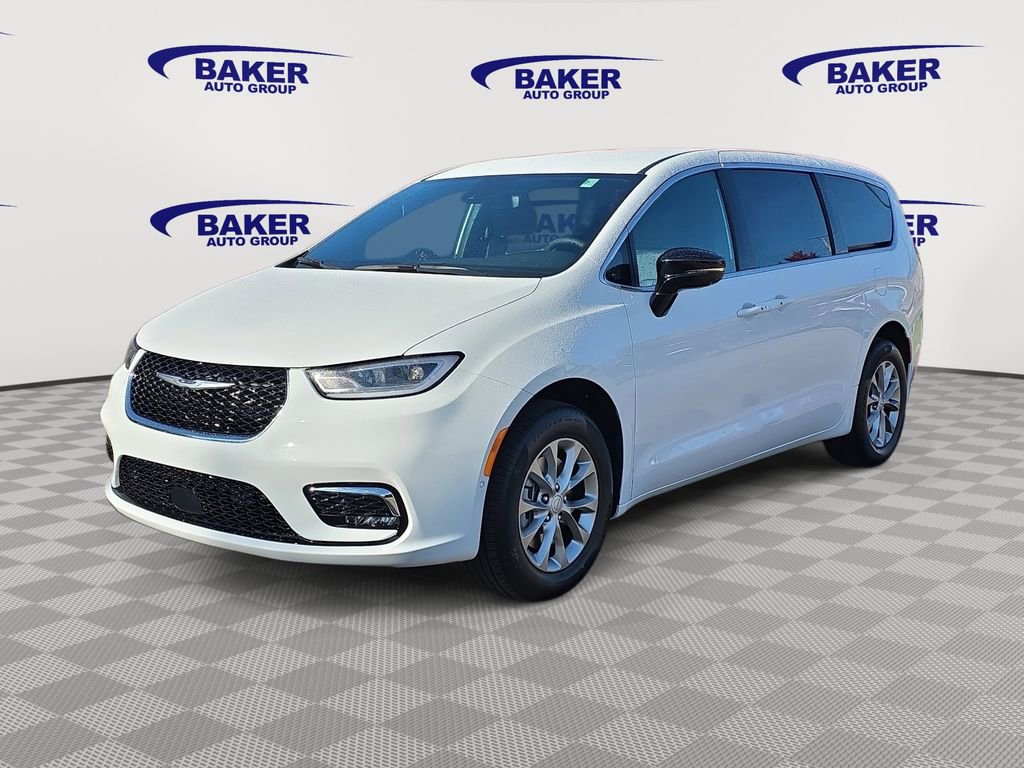 New 2026 Chrysler Pacifica Select image 7